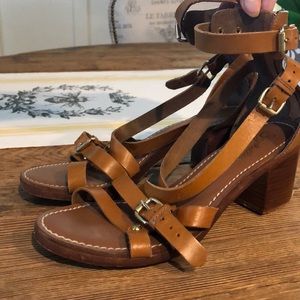 Gorgeous Seychelles stacked heel